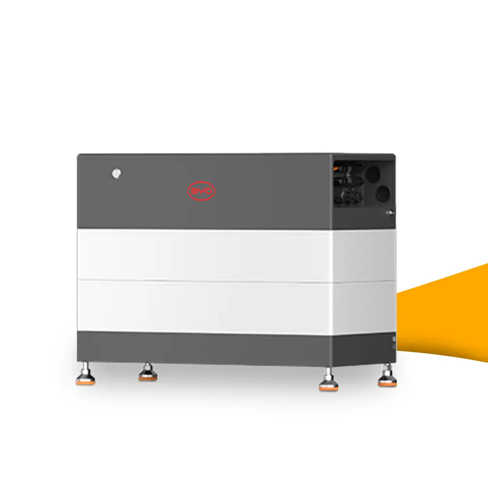 BYD Battery-Box HVB 5,9 kWh thuisbatterij kopen bij solago.nl, energieopslag op witte achtergrond met oranje podium productfoto