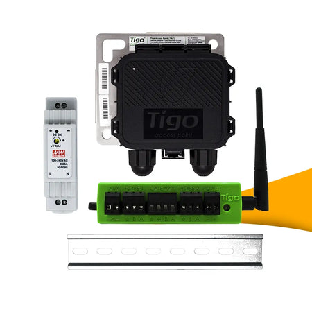 Tigo Cloud Connect Advanced CCA met accessoirekit, communicatie- en monitoringmodule voor Tigo optimizers en PV-installatiebeheer, Tigo CCA kopen bij solago.nl, op witte achtergrond met oranje podium